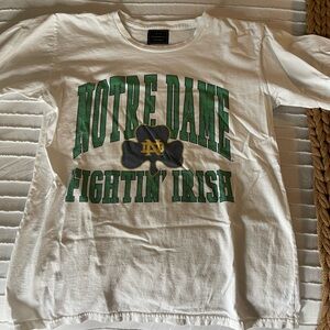 NORTE DAME FIGHTIN’ IRISH over sized Tee